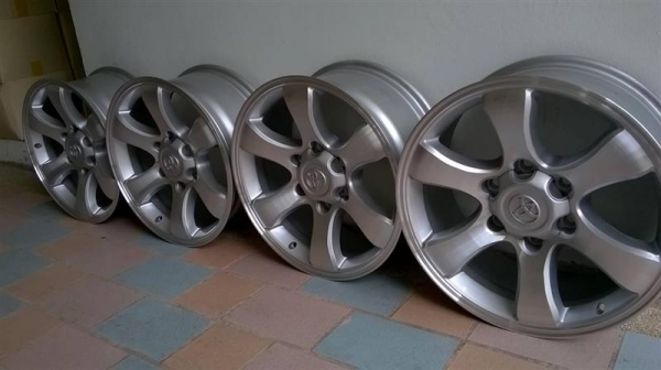 แม็กtoyota prado ขอบ17