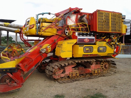 ขายรถเกี่ยวข้าวศักดิ์พัฒนา สภาพสมบูรณ์พร้อมใช้งา่นทันที 570,000 ครับ ต่อรองได้ คุยง่ายครับ ขายรถเกี่ยวข้าวศักดิ์พัฒนา สภาพสมบูรณ์พร้อมใช้งา่นทันที 570,000 ครับ ต่อรองได้ คุยง่ายครับ