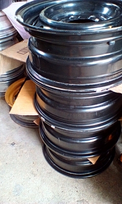 กะทะเหล็ก 15-6รู139 ใส่อีซุ โตต้า นิสสัน ชุด 2000บาท สภาพไม่เคย ผ่านการใช้งาน