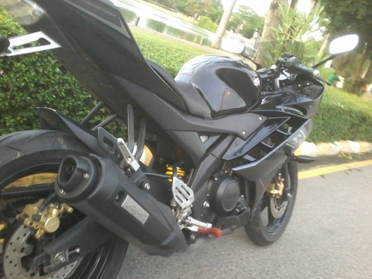Yamaha R15 Yamaha R15