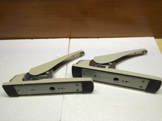 แม็กเย็บกระดาษรุ่นใหญ่ HD-12N/24 มือสอง