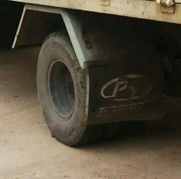 หกล้อ อีซูชุ ร็อค FRR12L175แอร์ พ.เวอร์ ทิฟฟี ยาง8.25 ช่วงยาว6.20ม สภาพดีสวยบางเดิมพร้อมใช้ ทะเบียนพร้อมโอน