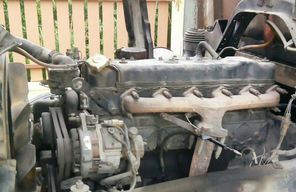 หกล้อ อีซูชุ ร็อค FRR12L175แอร์ พ.เวอร์ ทิฟฟี ยาง8.25 ช่วงยาว6.20ม สภาพดีสวยบางเดิมพร้อมใช้ ทะเบียนพร้อมโอน