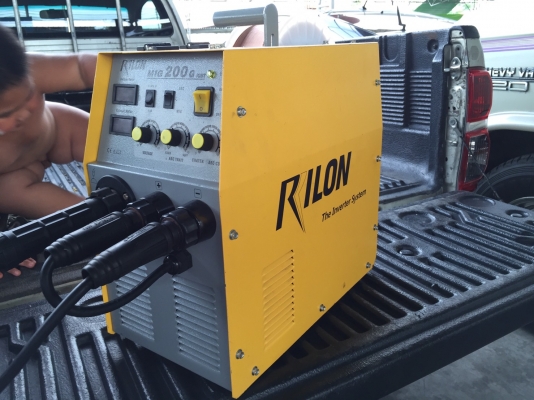 เครื่องเชื่อมco2  mig  ยี่ห้อ Rilon mig 200g