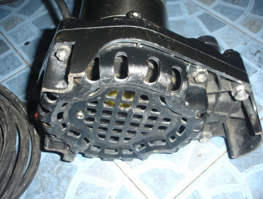 ขายปั๊มน้ำจุ่มเอนกประสงค์ขนาดกลาง Mitsubishi รุ่น SSP-255S