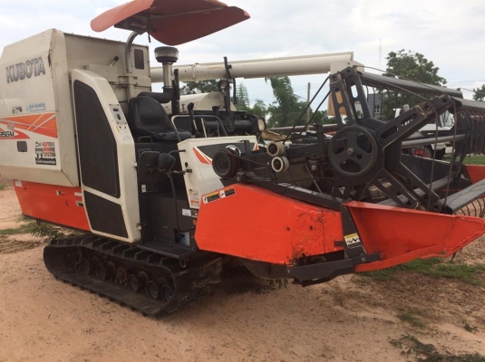 ขายรถเกี่ยวข้าว KUBOTA DC95G ปี55 ใช้งาน1700ชั่วโมง สภาพสวยพร้อมใช้งาน เอกสารถูกต้อง เล่มทะเบียนพร้อมโอน สนใจโทร 090-8588220คุณนะ 093-3258446คุณบิว หรือเข้าดูสินค้าอื่นๆได้ที่ www.narong2truck.com หรือ www.truck.in.th/498 หรือเพจFacebook ณรงค์ ซื้อขายรถมื