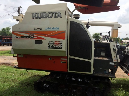 ขายรถเกี่ยวข้าว KUBOTA DC95G ปี55 ใช้งาน1700ชั่วโมง สภาพสวยพร้อมใช้งาน เอกสารถูกต้อง เล่มทะเบียนพร้อมโอน สนใจโทร 090-8588220คุณนะ 093-3258446คุณบิว หรือเข้าดูสินค้าอื่นๆได้ที่ www.narong2truck.com หรือ www.truck.in.th/498 หรือเพจFacebook ณรงค์ ซื้อขายรถมื
