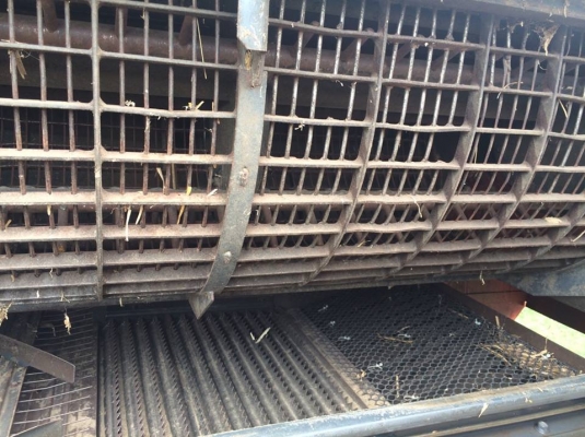 ขายรถเกี่ยวข้าว KUBOTA DC95G ปี55 ใช้งาน1700ชั่วโมง สภาพสวยพร้อมใช้งาน เอกสารถูกต้อง เล่มทะเบียนพร้อมโอน สนใจโทร 090-8588220คุณนะ 093-3258446คุณบิว หรือเข้าดูสินค้าอื่นๆได้ที่ www.narong2truck.com หรือ www.truck.in.th/498 หรือเพจFacebook ณรงค์ ซื้อขายรถมื