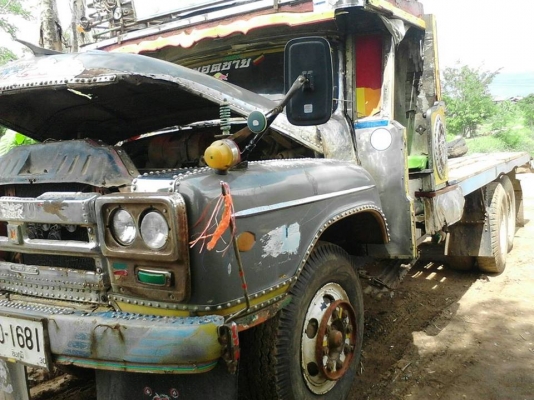 ขายรถเทรลเลอร์ หัวยาว ราคาถูก สภาพดี พร้อมใช้งาน เอกสารพร้อมโอน ราคา230,000 สนใจโทร 090-8588220คุณนะ 093-3258446คุณบิว หรือเข้าดูสินค้าอื่นๆได้ที่ www.narong2truck.com หรือ www.truck.in.th/498 หรือเพจFacebook ณรงค์ ซื้อขายรถมือสอง (เว็บไซต์ส่วนตัว) หรือFa