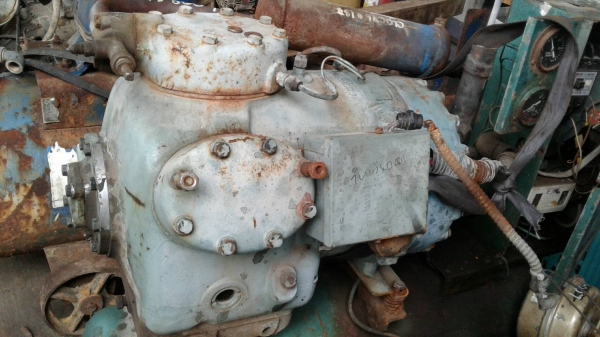 คอมเพรสเซอร์แอร์ใหญ่ Carrier