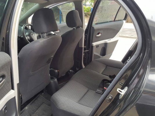 TOYOTA YARIS 1.5J ปี2009 สีดำ
