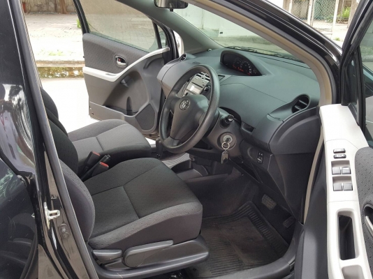 TOYOTA YARIS 1.5J ปี2009 สีดำ