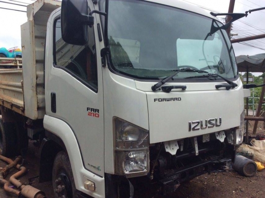 รถบรรทุกดั้ม 6 ล้อ ISUZU หัวตึก เครื่อง 210 แรง รถห้าง