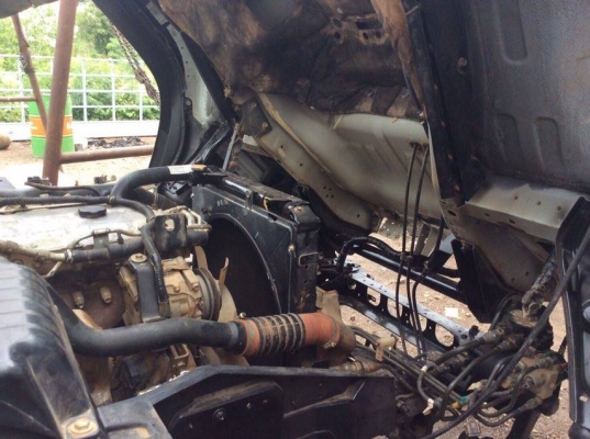 รถบรรทุกดั้ม 6 ล้อ ISUZU หัวตึก เครื่อง 210 แรง รถห้าง