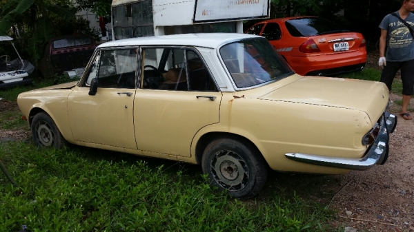 simca รถฝรั่งเศส 4 ประตูของครบ ขับโอน 25,000 บาท
