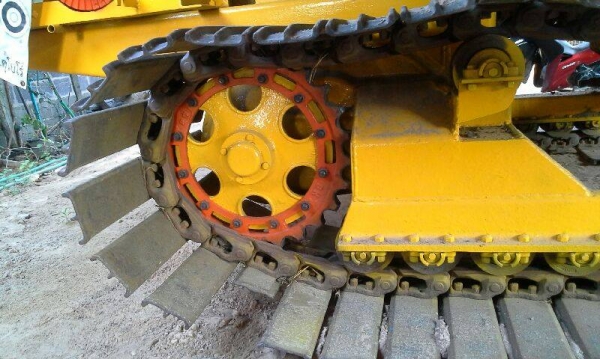 ขายรถเกี่ยวข้าว ปานเจริญ อุ้ม2ตัน เครื่อง250เทอร์โบ ตัวเดิน10ht kayaba ปั้มไดกิ้น21 หน้าเกี่ยว3เมตร ปาก ตู้ เกี่ยวคล่อง ทำงานเร็วพร้อมใช้งาน ราคา660,000 สนใจโทร 090-8588220คุณนะ 093-3258446คุณบิว หรือเข้าดูสินค้าอื่นๆได้ที่ www.narong2truck.com หรือ www.t