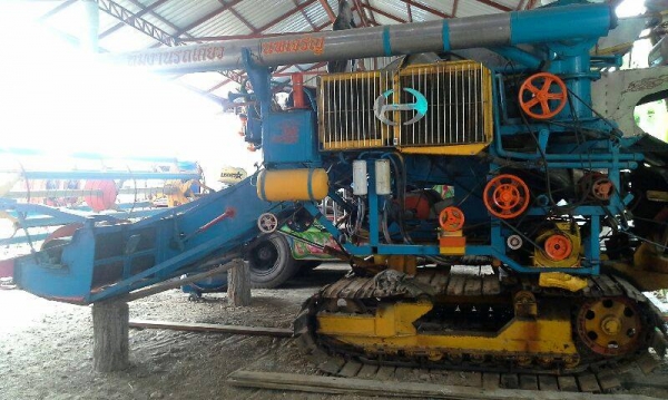 ขายรถเกี่ยวข้าว ปานเจริญ อุ้ม2ตัน เครื่อง250เทอร์โบ ตัวเดิน10ht kayaba ปั้มไดกิ้น21 หน้าเกี่ยว3เมตร ปาก ตู้ เกี่ยวคล่อง ทำงานเร็วพร้อมใช้งาน ราคา660,000 สนใจโทร 090-8588220คุณนะ 093-3258446คุณบิว หรือเข้าดูสินค้าอื่นๆได้ที่ www.narong2truck.com หรือ www.t