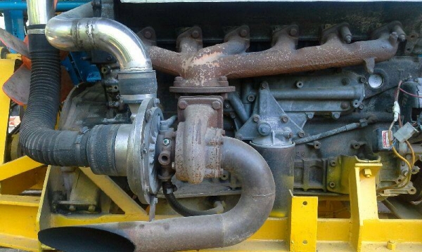 ขายรถเกี่ยวข้าว ปานเจริญ อุ้ม2ตัน เครื่อง250เทอร์โบ ตัวเดิน10ht kayaba ปั้มไดกิ้น21 หน้าเกี่ยว3เมตร ปาก ตู้ เกี่ยวคล่อง ทำงานเร็วพร้อมใช้งาน ราคา660,000 สนใจโทร 090-8588220คุณนะ 093-3258446คุณบิว หรือเข้าดูสินค้าอื่นๆได้ที่ www.narong2truck.com หรือ www.t