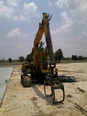 ขายด่วน KOMATSU PC60-1 พร้อมหัวคีบไม่ยูคา สภาพพร้อมใช้งาน เอกสารสัญญาซื้อขาย