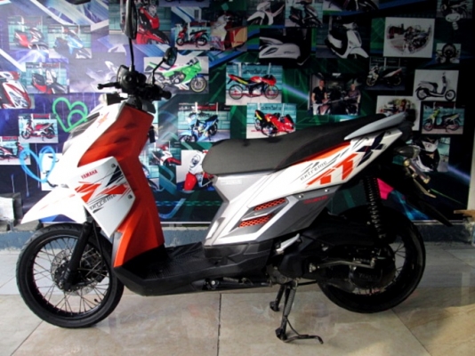 TTX  สีขาวส้ม เครื่องยนต์เดิมๆจากศูนย์ ระบบหัวฉีดประหยัดนํ้ามัน ราคาเบาๆ แถม 3 รายการ