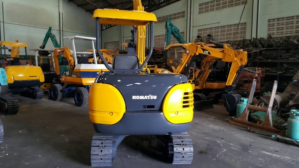 ขาย รถขุด KOMATSU รุ่น PC30R-8- มือสองญี่ปุ่น แทรกเหล็ก ปั้มนิ้ว คอนโทรลสั้นแล้ว ทำงานไว สลัก บูท เอวแน่น 100\%  สวย พร้อมใช้งาน มือถือ/LINE ID : 0818753444