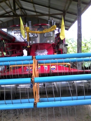 ขายรถเกี่ยวข้าว ศักดิ์พัฒนา อุ้ม2.5ตัน เครื่อง175แรง 6BG1 โซ่ใหม่ ตัวเดิน10 ปั้ม23 ช่วงล่างดี ทำงานคล่อง สภาพพร้อมใช้งาน ราคา550,000 สนใจโทร 090-8588220คุณนะ 093-3258446คุณบิว หรือเข้าดูสินค้าอื่นๆได้ที่ www.narong2truck.com หรือ www.truck.in.th/498 หรือเ