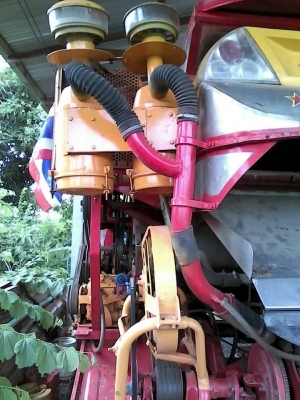 ขายรถเกี่ยวข้าว ศักดิ์พัฒนา อุ้ม2.5ตัน เครื่อง175แรง 6BG1 โซ่ใหม่ ตัวเดิน10 ปั้ม23 ช่วงล่างดี ทำงานคล่อง สภาพพร้อมใช้งาน ราคา550,000 สนใจโทร 090-8588220คุณนะ 093-3258446คุณบิว หรือเข้าดูสินค้าอื่นๆได้ที่ www.narong2truck.com หรือ www.truck.in.th/498 หรือเ