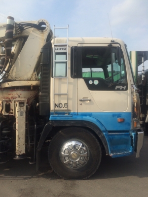 รถปั๊มปูน HINO Kyokuto Kaihatsu เครื่องK13D