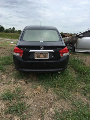 ซากซิดตี้ถอดเเยกขายเป็นอะไหลทุกอย่างทั้งคันมีหลายรุ่นทั้งเก๋งเเละกระบะถอดขายทุกคัน