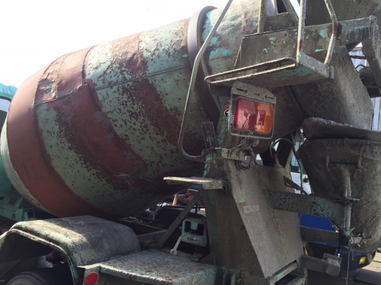 รถโม่ปูน HINO  เครื่องHO7D โม่3คิว