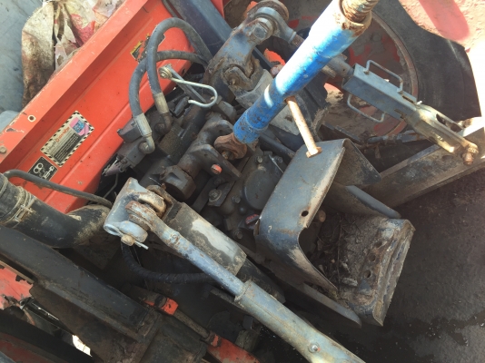 Kubota M9540 ปี53 หาง3 ชั่วโมง 3พันก่า ใบดัน เล่มพร้อมโอน Kubota M9540 ปี53 หาง3 ชั่วโมง 3พันก่า ใบดัน เล่มพร้อมโอน