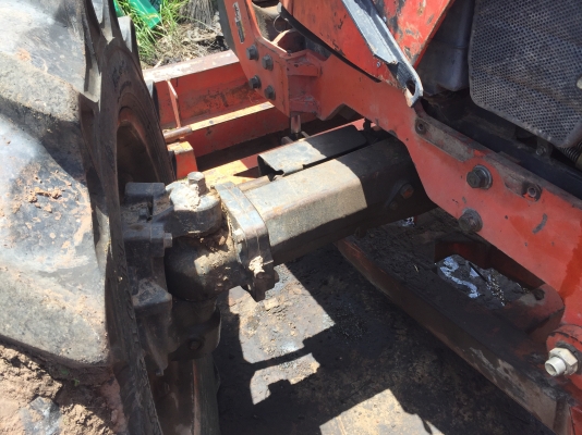 Kubota M9540 ปี53 หาง3 ชั่วโมง 3พันก่า ใบดัน เล่มพร้อมโอน Kubota M9540 ปี53 หาง3 ชั่วโมง 3พันก่า ใบดัน เล่มพร้อมโอน