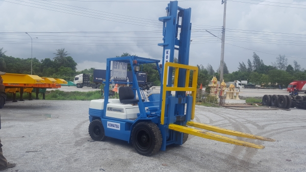 ขายยก3ตันรถนอกเสา4.5เมตร