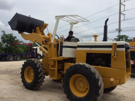 ขายรถตัก KOMATSU510 สนใจติดต่อ คุณรัตนศักดิ์ 081-7621704