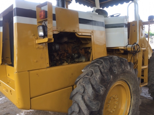 ขายรถตัก KOMATSU510 สนใจติดต่อ คุณรัตนศักดิ์ 081-7621704