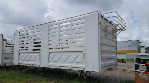 ขาย กระบะล่องสามมิตรไม่ดั้ม