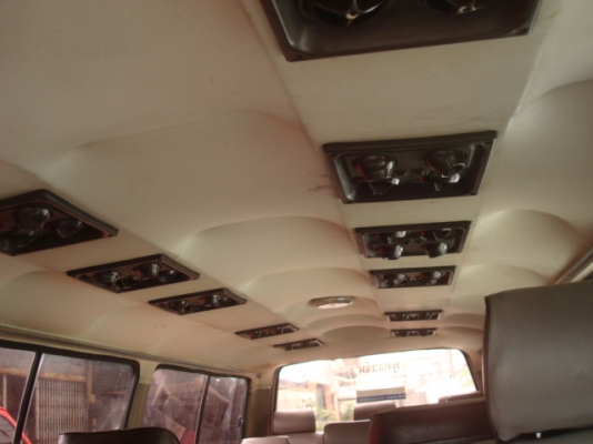 รถตู้สวยพร้อมใช้