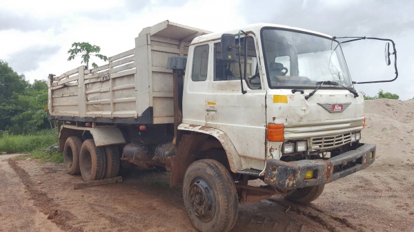 ขาย 10 ล้อดั้ม UD เครื่อง PE6-T เทอร์โบอ้อม 280 แรงม้า เกียร์ใหญ่ ช่วงล่าง ZM เบรคแห้ง พาวเวอร์ คัสซีสวยตลอดเส้น วางหัว HINO ลงเล่มแล้ว ทะเบียนครบพร้อมโอน