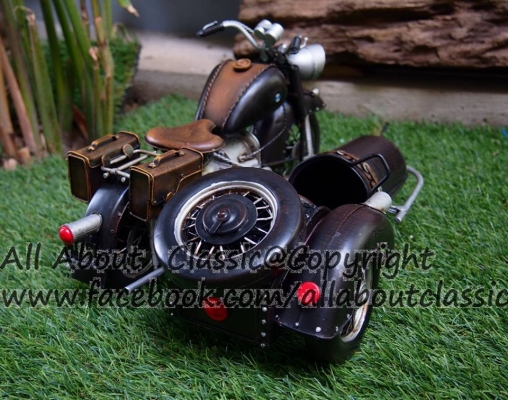 ขายโมเดลสังกะสีรถคลาสสิค งานสวยหายากน่าสะสม