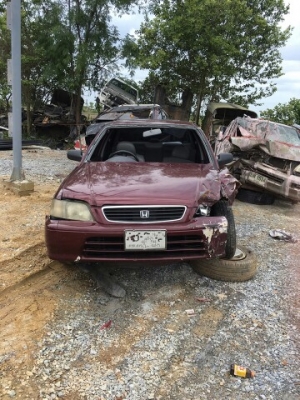 ซากซิดตี้ เครื่อง1500 ถอดเเยกขายอะไหลทุกอย่างทั้งคันมีหลายรุ่นเก๋งเเละกระบะเเยกขายทุกคัน