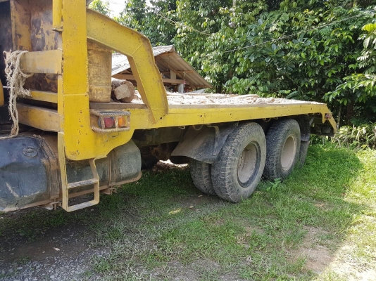 รถฮีโน่ 10 ล้อ ท้ายลาด FM226 / 220 แรงม้า.   สนใจติดต่อ  081 - 6079515