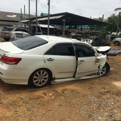 ซากคัมรี่ 2.0 ถอดเเยกขายอะไหลทุกอย่างทั้งหมดมีหลายรุ่นเก๋งเเละกระบะถอดเเยกขายทุกคัน