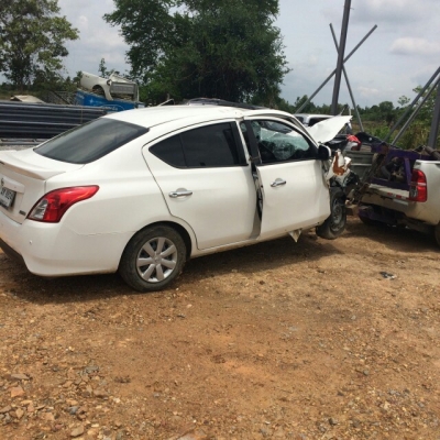 ซากนิสสันอเมล่าถอดเเยกขายอะไหลทุกอย่างทั้งคันมีหลายรุ่นเก๋งเเละกระบะเเยกขายทุกคัน