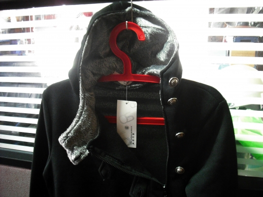 เสื้อคลุม GE SHAN PIN YUE Sport vogue