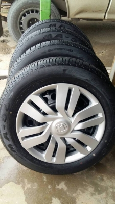 ขายล้อเหล็ก honda jazz 4รู100 พร้อมยางป้ายแดงปี16  สนใจติดต่อ ตาเล็ก ล้อและยางครับ 081-3747940