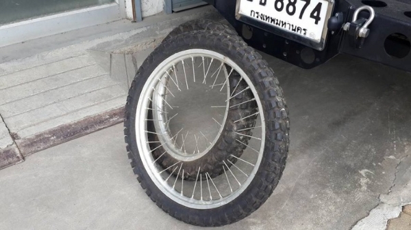 ขายล้อวิบาก หน้า หลัง CRF 250 สภาพสวยๆ