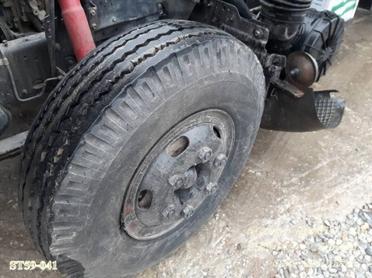 ขายด่วน รถบรรทุก 6 ล้อ ISUZU NPR 130 ปี 50 ดั้ม สภาพสวยพร้อมใช้งาน ราคาสุดคุ้ม