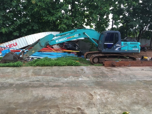 ขาย "ด่วน" KOBELCO SK200 YN12 SUPER ปี 56