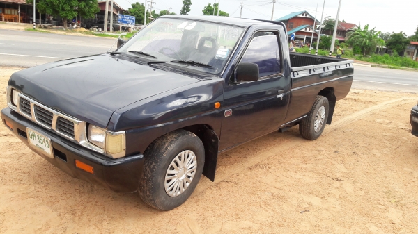 NISSAN BIG M 2.5 ปี2539 ราคา87000
