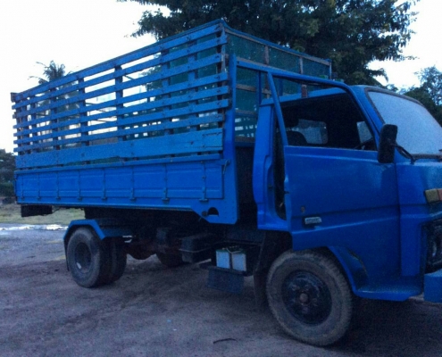 หกล้อ เครือง โตโยต้า 3B-100แรง ดี้มเกษตร สภาพพร้อมใช้งาน ทะเบียนพร้อมโอน ราคา 160,000บ ถูกว่าอีแต๋น